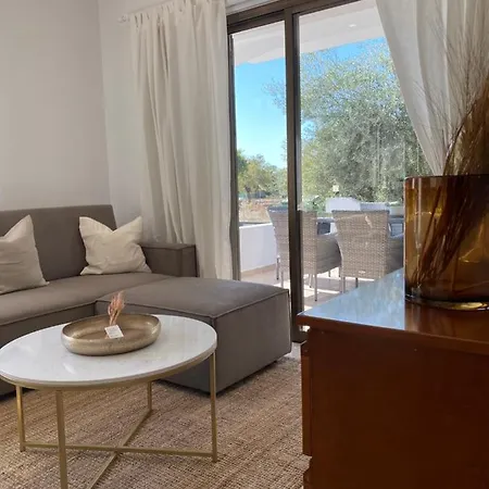 Phaedrus Living: View Luxury Flat Androcleous Apartment Paphos